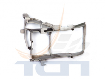 Kronshteyn_fari_praviy_T120015_DAF_CF_2001